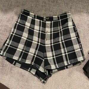 Plaid boxer shorts